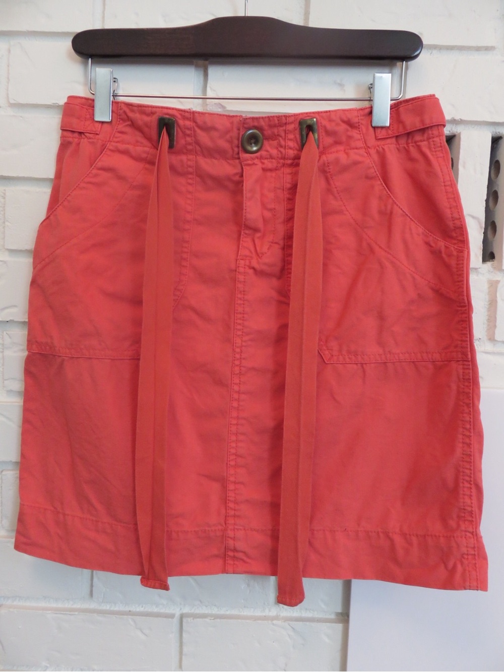 ANTHRO Daughters of the Liberation Coral Utility Cargo Cotton Skirt Size 2